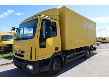 Fourgon grand volume — Iveco M752/Koffer/ 1. Hand/Ladebordwand 
