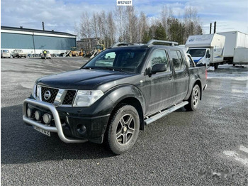 Utilitaire benne Nissan Navara with hood, Summer and winter tires