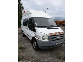 Fourgon utilitaire, utilitaire double cabine — FORD TRANSIT